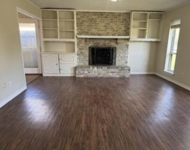 705 Kingsbridge Drive - Photo Thumbnail 3