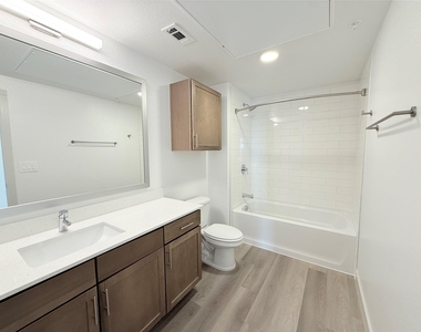 3900 Pga Parkway - Photo Thumbnail 8