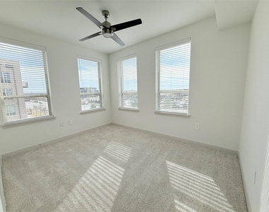 3900 Pga Parkway - Photo Thumbnail 4