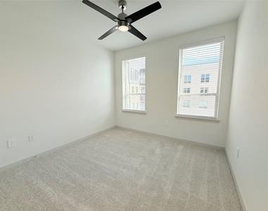 3900 Pga Parkway - Photo Thumbnail 7