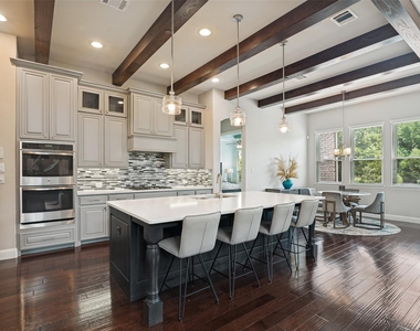 388 Bethany Road - Photo Thumbnail 8