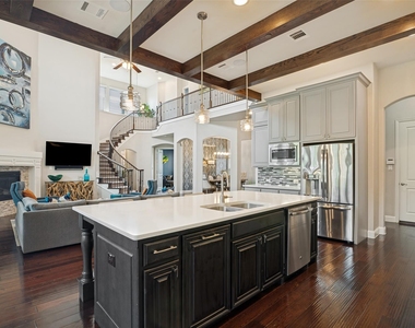 388 Bethany Road - Photo Thumbnail 9