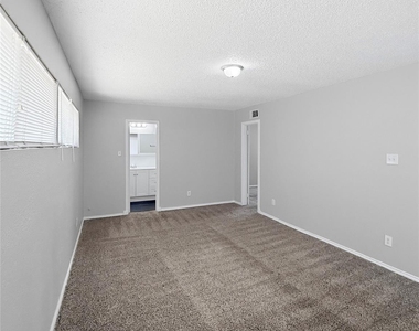 3520 Western Avenue - Photo Thumbnail 9