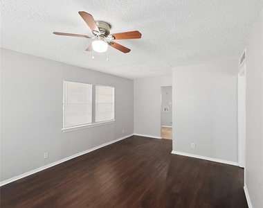 3520 Western Avenue - Photo Thumbnail 3
