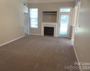 3617 Sipes Lane - Photo Thumbnail 3