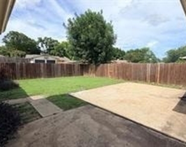 1521 Leicester Street - Photo Thumbnail 33
