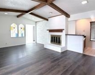 1521 Leicester Street - Photo Thumbnail 14