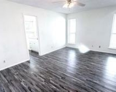 1521 Leicester Street - Photo Thumbnail 22
