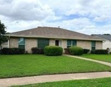 1521 Leicester Street - Photo Thumbnail 1