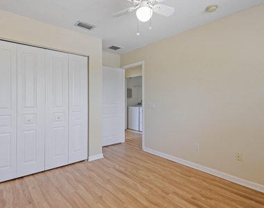 5404 Sunseeker Boulevard - Photo Thumbnail 26