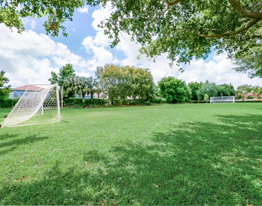 5404 Sunseeker Boulevard - Photo Thumbnail 50