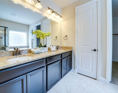 1262 Roma Drive - Photo Thumbnail 15