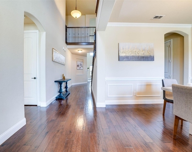 1262 Roma Drive - Photo Thumbnail 2