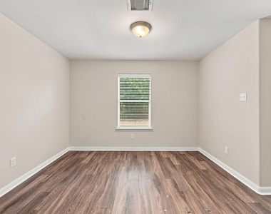6811 Waterlilly View Lane - Photo Thumbnail 10