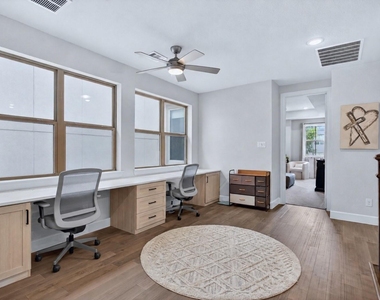 5137 Artemesia Lane - Photo Thumbnail 13