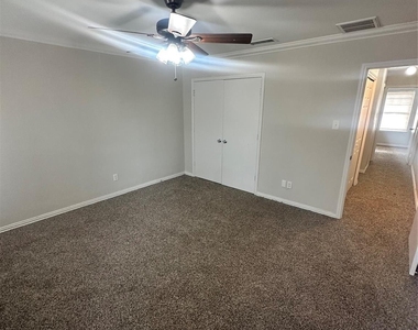 2268 Colony Court - Photo Thumbnail 15