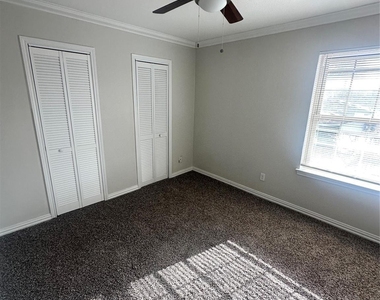 2268 Colony Court - Photo Thumbnail 13