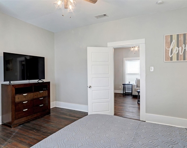 324 S Kentucky Street - Photo Thumbnail 13