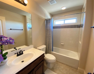 3901 Jeanette Lane - Photo Thumbnail 19