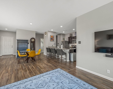 5332 Northfield Drive - Photo Thumbnail 10