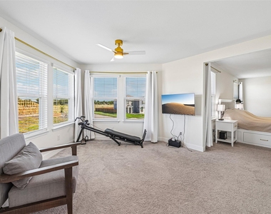 721 Saint Lawrence Drive - Photo Thumbnail 27