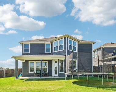 721 Saint Lawrence Drive - Photo Thumbnail 39