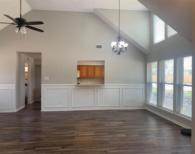 2766 Claremont Drive - Photo Thumbnail 1