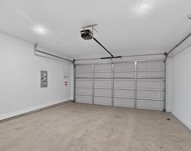 1636 Whispering Meadow Drive - Photo Thumbnail 34