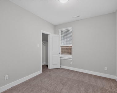 1636 Whispering Meadow Drive - Photo Thumbnail 29