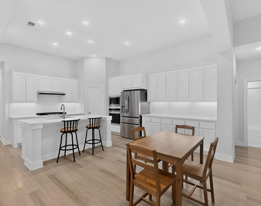 1636 Whispering Meadow Drive - Photo Thumbnail 12