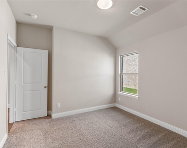 1253 Carinna Drive - Photo Thumbnail 13