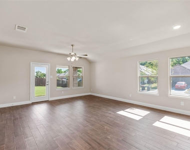 1253 Carinna Drive - Photo Thumbnail 24