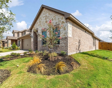 1253 Carinna Drive - Photo Thumbnail 30