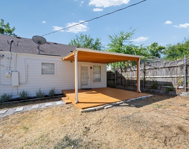 3824 Collinwood Avenue - Photo Thumbnail 18