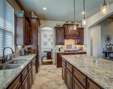 904 Lake Meadow Lane - Photo Thumbnail 1
