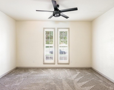 2616 Ellis Court - Photo Thumbnail 15