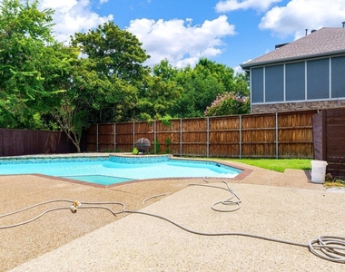 2616 Ellis Court - Photo Thumbnail 30
