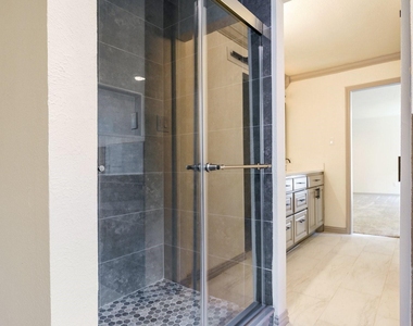2616 Ellis Court - Photo Thumbnail 22