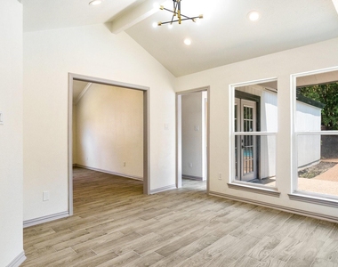 2616 Ellis Court - Photo Thumbnail 14