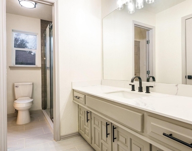 2616 Ellis Court - Photo Thumbnail 26