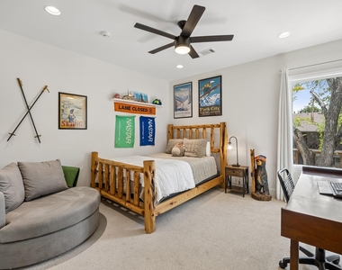 4437 Grassmere Lane - Photo Thumbnail 24