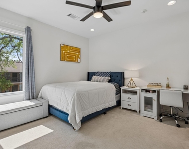 4437 Grassmere Lane - Photo Thumbnail 22