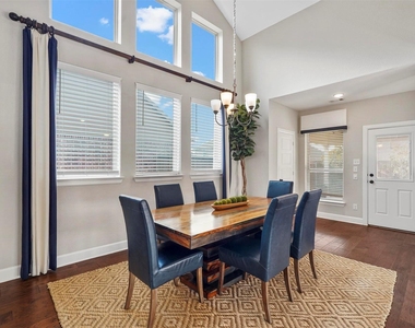 1609 Cedar Crest Drive - Photo Thumbnail 3