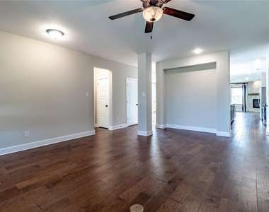 1609 Cedar Crest Drive - Photo Thumbnail 18
