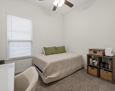 3027 Moccasin Lane - Photo Thumbnail 10