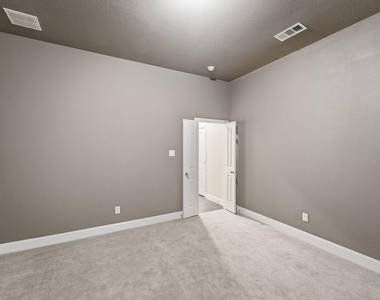5117 Ember Place - Photo Thumbnail 18