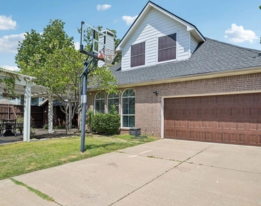 525 Blackfield Drive - Photo Thumbnail 36