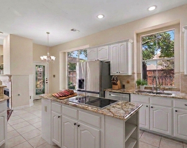 525 Blackfield Drive - Photo Thumbnail 24