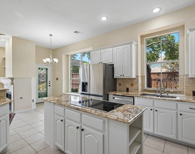 525 Blackfield Drive - Photo Thumbnail 27
