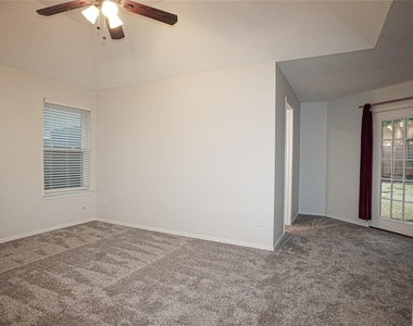 2508 Hawk Drive - Photo Thumbnail 11
